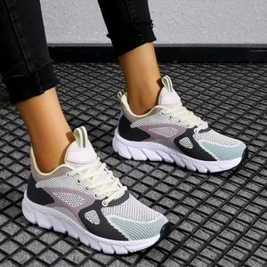 COLOR BLOCK LACE-UP FRONT RUNNING SHOES IN SIZE 9. NWT.